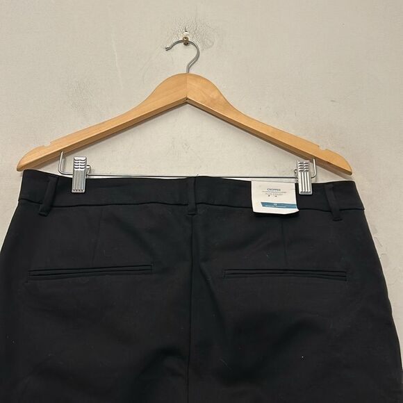 Old Navy black plus court regular cropped pants Size 12 New - Picture 5 of 10
